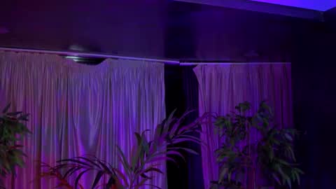 Gina online show from 09/24/25, 07:06