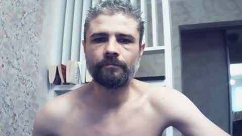 Snapshot of gindrie chatting on 01/21/25, 01:22 Gabriel online show from 01/21/25, 01:22