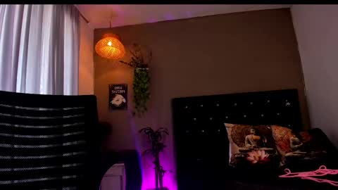 Snapshot of ginebraafxx chatting on 09/22/25, 01:13 Ginebra online show from 09/22/25, 01:13