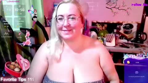 Snapshot of ginesia chatting on 07/26/26, 12:23 ginesia online show from 07/26/26, 12:23