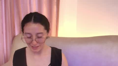 Snapshot of ginevra_esposito chatting on 04/29/26, 01:04 Ginn online show from 04/29/26, 01:04