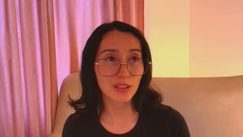 Snapshot of ginevra_esposito chatting on 05/01/26, 12:43 Ginn online show from 05/01/26, 12:43