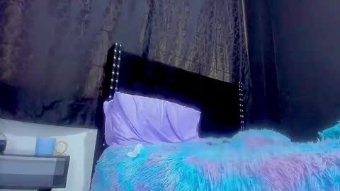 Miss online show from 09/23/25, 06:44