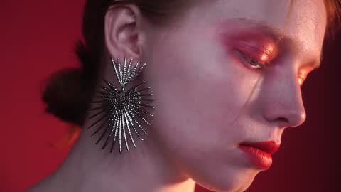        im expecting 350 thumbs up on my altar   online show from 01/08/25, 10:06