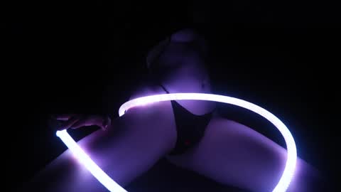        im expecting 350 thumbs up on my altar   online show from 02/08/25, 04:25