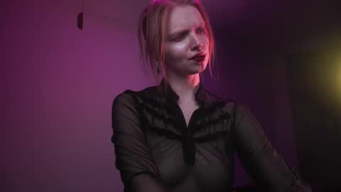        im expecting 350 thumbs up on my altar   online show from 11/28/25, 10:12