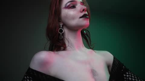        im expecting 350 thumbs up on my altar   online show from 04/23/26, 10:12