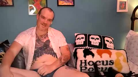 Ginger McC online show from 10/18/25, 12:13