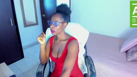 Snapshot of ginger_smil chatting on 05/10/26, 03:06 Diana online show from 05/10/26, 03:06