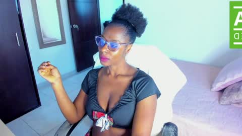Snapshot of ginger_smil chatting on 05/26/26, 12:12 Diana online show from 05/26/26, 12:12