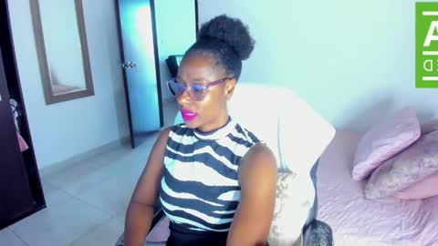 Snapshot of ginger_smil chatting on 05/28/26, 12:02 Diana online show from 05/28/26, 12:02