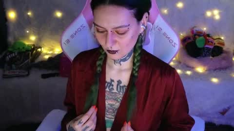 Ginger online show from 04/15/26, 07:48