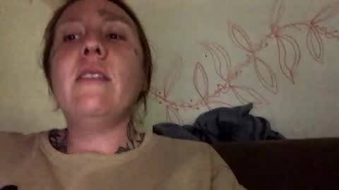 Snapshot of gingerandnatural chatting on 11/12/25, 08:52 Ginger online show from 11/12/25, 08:52