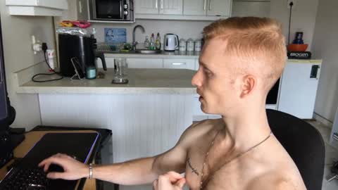 Snapshot of gingerboy_69 chatting on 01/15/25, 03:07 Jay online show from 01/15/25, 03:07