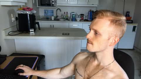 Snapshot of gingerboy_69 chatting on 01/16/25, 03:24 Jay online show from 01/16/25, 03:24