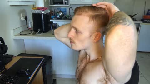 Snapshot of gingerboy_69 chatting on 01/17/25, 12:31 Jay online show from 01/17/25, 12:31