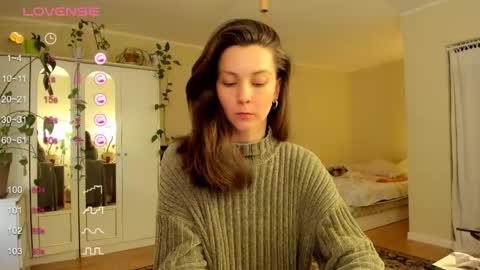 Snapshot of gingerbread__house chatting on 04/12/26, 04:01 Vasilisa online show from 04/12/26, 04:01