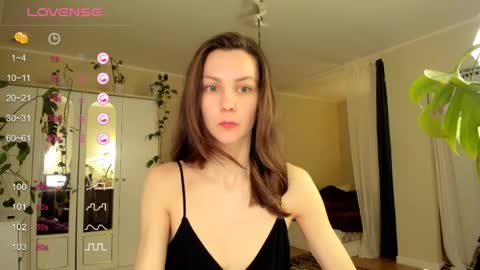 Snapshot of gingerbread__house chatting on 06/07/26, 03:49 Vasilisa online show from 06/07/26, 03:49
