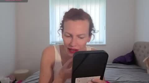 Michelle online show from 05/06/26, 04:23