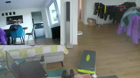 GingerPink online show from 11/17/25, 10:21