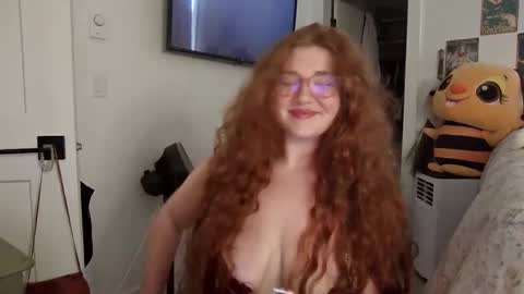 gingerprincess555 online show from 10/03/25, 11:13