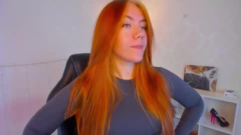 gingerr_pie online show from 09/26/25, 06:56