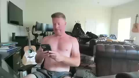 Snapshot of gingerzaddy chatting on 10/18/25, 04:08 gingerzaddy online show from 10/18/25, 04:08