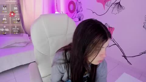 Kendall online show from 12/22/25, 01:08