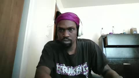 gino_crazy87 online show from 01/14/25, 03:57