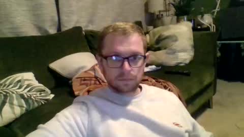 Snapshot of ginwood chatting on 02/05/25, 07:31 ginwood online show from 02/05/25, 07:31