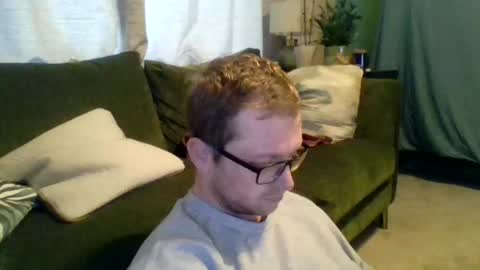 Snapshot of ginwood chatting on 02/18/25, 03:43 ginwood online show from 02/18/25, 03:43