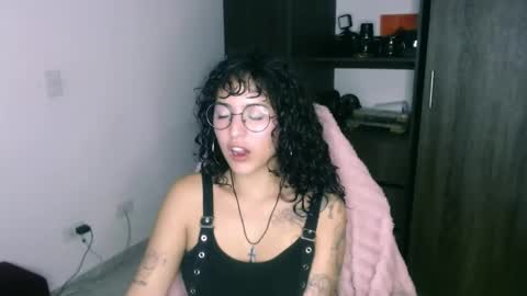 giny_bean online show from 03/19/26, 10:08