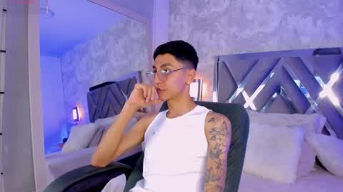 Snapshot of gio_carangi chatting on 02/23/26, 03:37 Gio Carangi online show from 02/23/26, 03:37