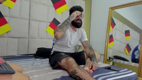 gio_lorenz online show from 09/30/25, 03:06