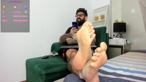 gio_lorenz online show from 10/02/25, 01:51