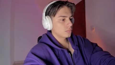 Snapshot of gio_russo chatting on 01/05/26, 09:51 GioRusso online show from 01/05/26, 09:51