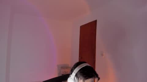 Snapshot of gio_russo chatting on 01/06/26, 06:44 GioRusso online show from 01/06/26, 06:44