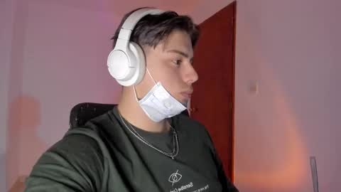 Snapshot of gio_russo chatting on 01/08/26, 07:27 GioRusso online show from 01/08/26, 07:27