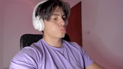 Snapshot of gio_russo chatting on 03/03/26, 08:59 GioRusso online show from 03/03/26, 08:59