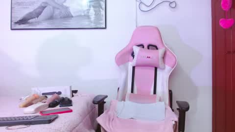 Snapshot of giorgina_montiere chatting on 01/05/26, 10:24 giorgina_montiere online show from 01/05/26, 10:24