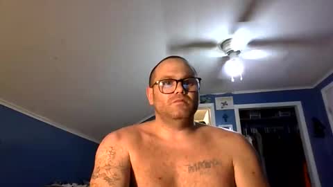 Snapshot of giovanni588929 chatting on 05/09/26, 03:12 giovanni588929 online show from 05/09/26, 03:12