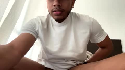 giraldosan320 online show from 11/14/25, 12:04