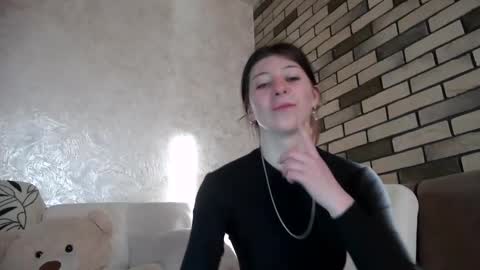girl_cute007 online show from 04/22/26, 04:08
