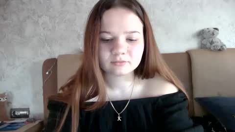 Snapshot of girl_cute07 chatting on 05/04/26, 04:25 girl_cute07 online show from 05/04/26, 04:25
