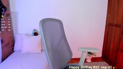 girl_inline online show from 09/09/25, 11:59