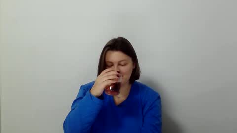 girl_leya online show from 11/29/25, 09:07