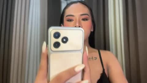 queen ronna online show from 07/05/26, 09:38