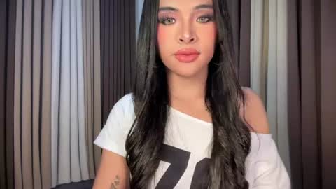 queen ronna online show from 07/26/26, 07:48