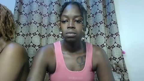 Snapshot of girlnextdoor60 chatting on 09/24/25, 11:02 Sexy online show from 09/24/25, 11:02