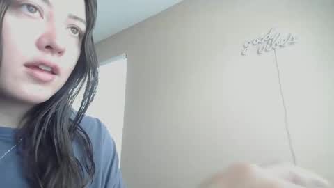 Snapshot of girlnextdoor702 chatting on 05/04/26, 04:25 Jasmine online show from 05/04/26, 04:25